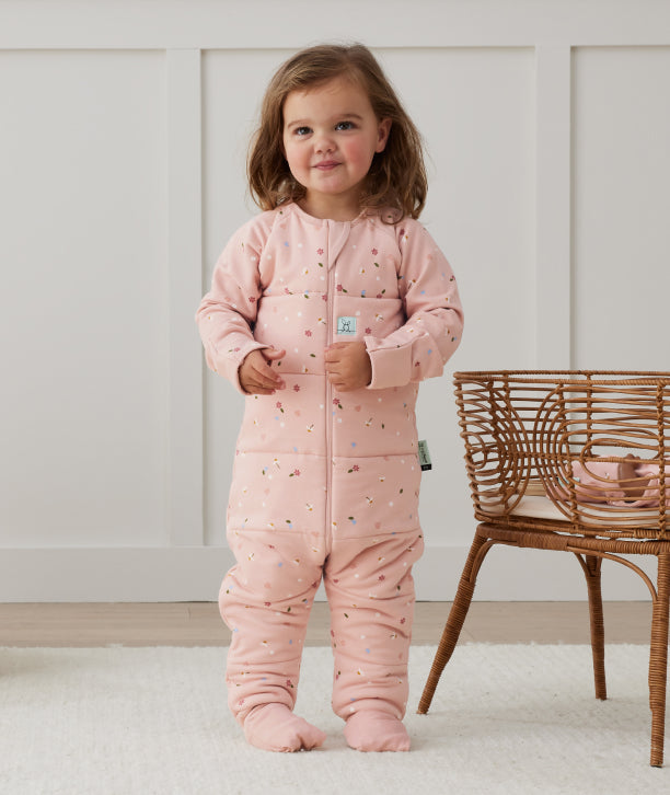 Organic sleep onesie from ergoPouch, designed for babies and kids to keep them safe and warm during sleep
