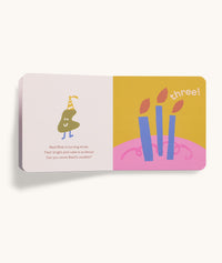 Third page of the ergoPouch Count the candles! Board Book