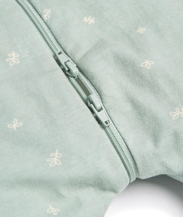 Close up of ergoPouch Long Sleeve Romper multi zip function