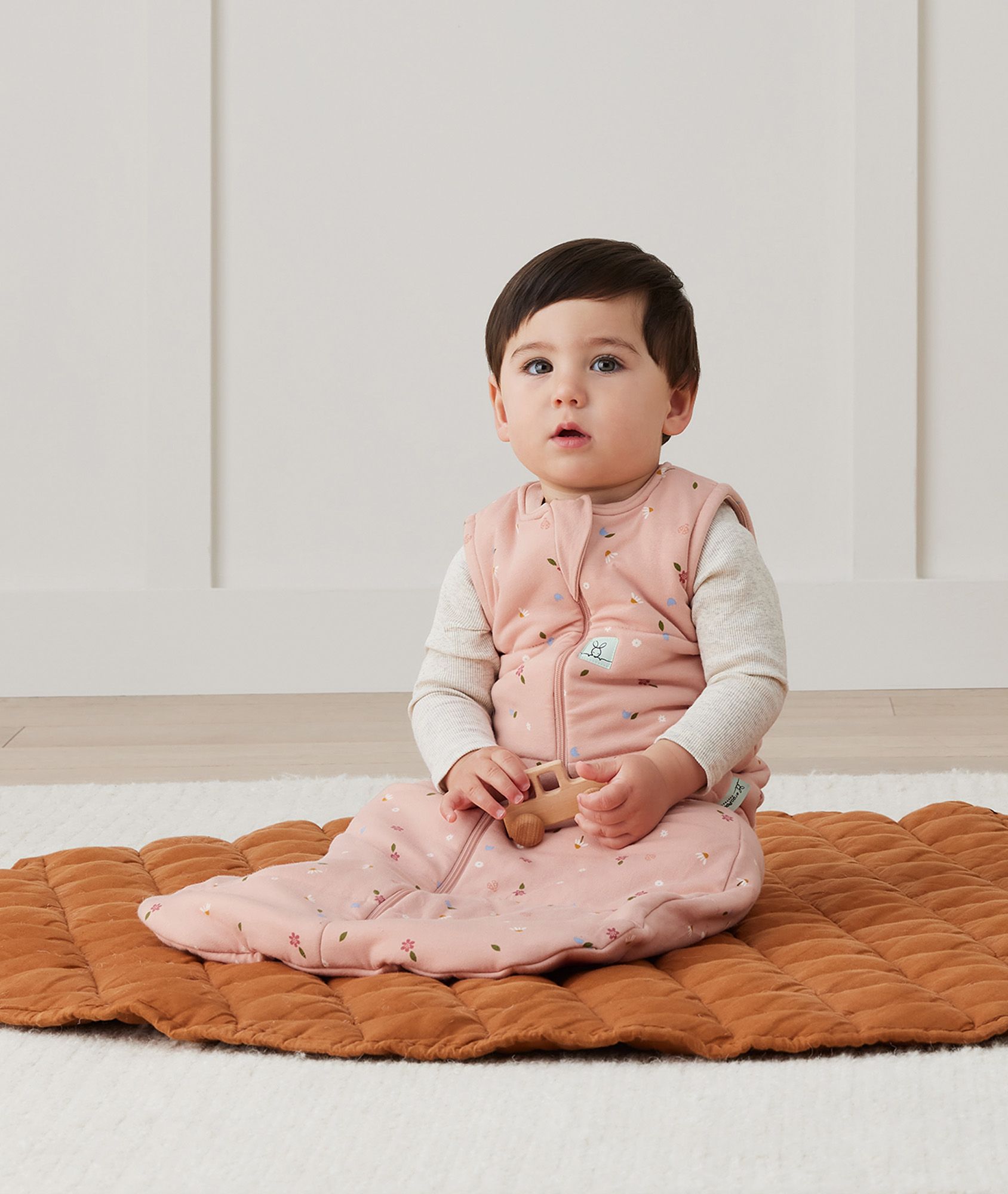 Jersey Sleep Sack 2.5 TOG Daisies (Warm Pouch) – ergopouch US