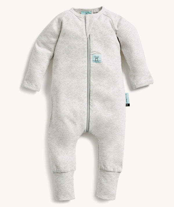 Front of the ergoPouch Long Sleeve Romper 1.0 TOG Grey Marle